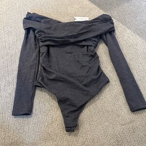 Babaton Dark Gray Off-Shoulder Bodysuit